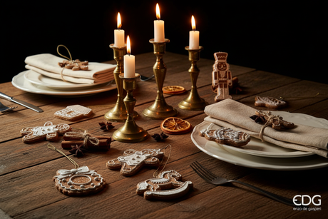 Christmas table setting with gingerbread decorations